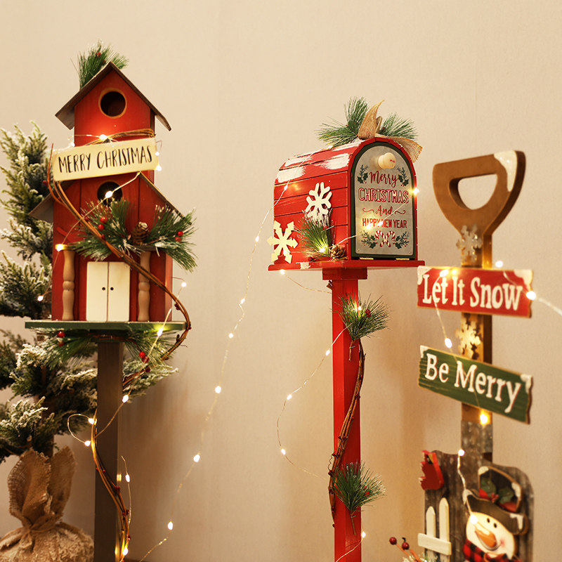 Wooden Christmas Decorative Or - огляд і ціна Photography Hotel