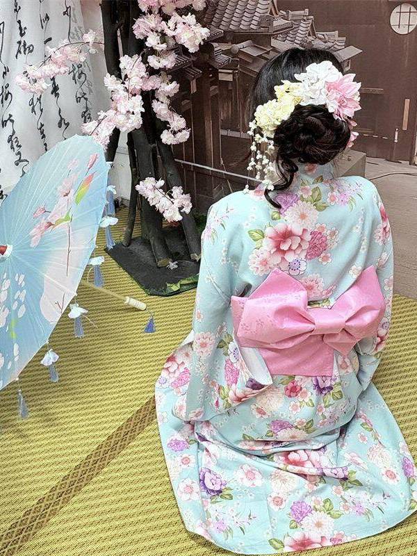 Traditional Japanese Kimono St - огляд і ціна Photography Online