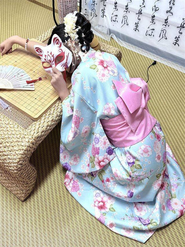Traditional Japanese Kimono St - огляд і ціна Photography Online